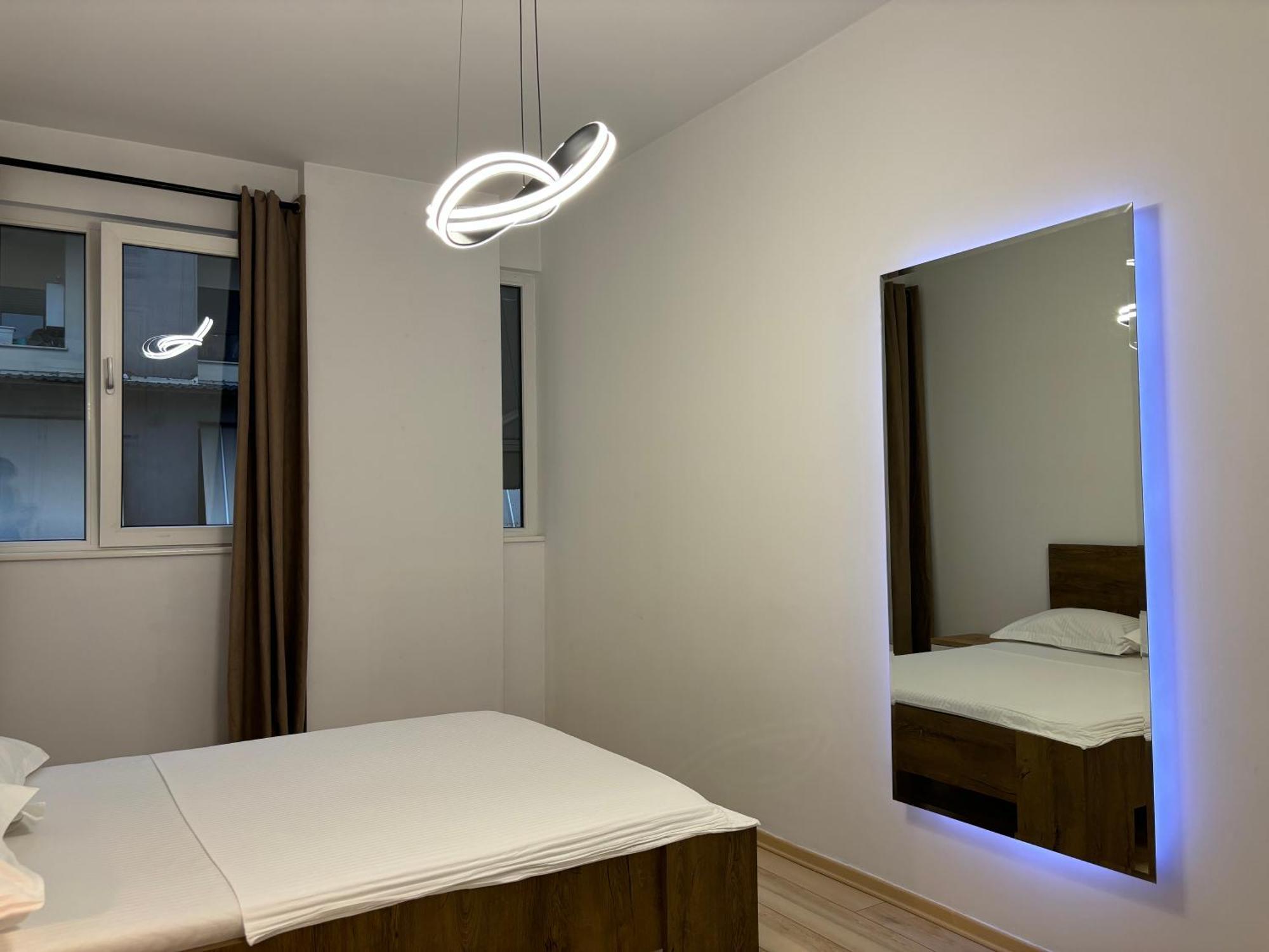 Tam Serviced 2Bdr Apartment City Center No6 Тирана Екстериор снимка