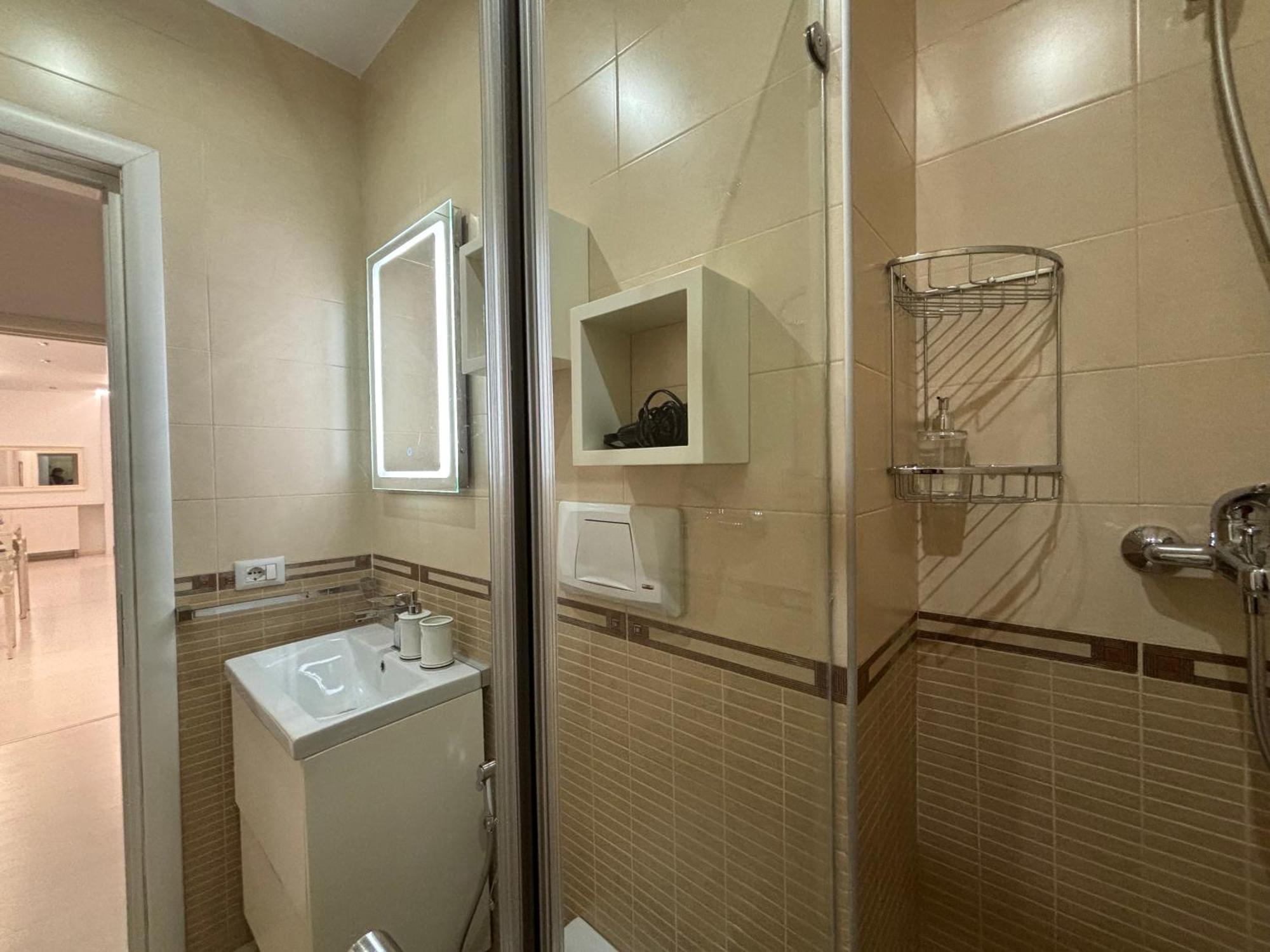 Tam Serviced 2Bdr Apartment City Center No6 Тирана Екстериор снимка