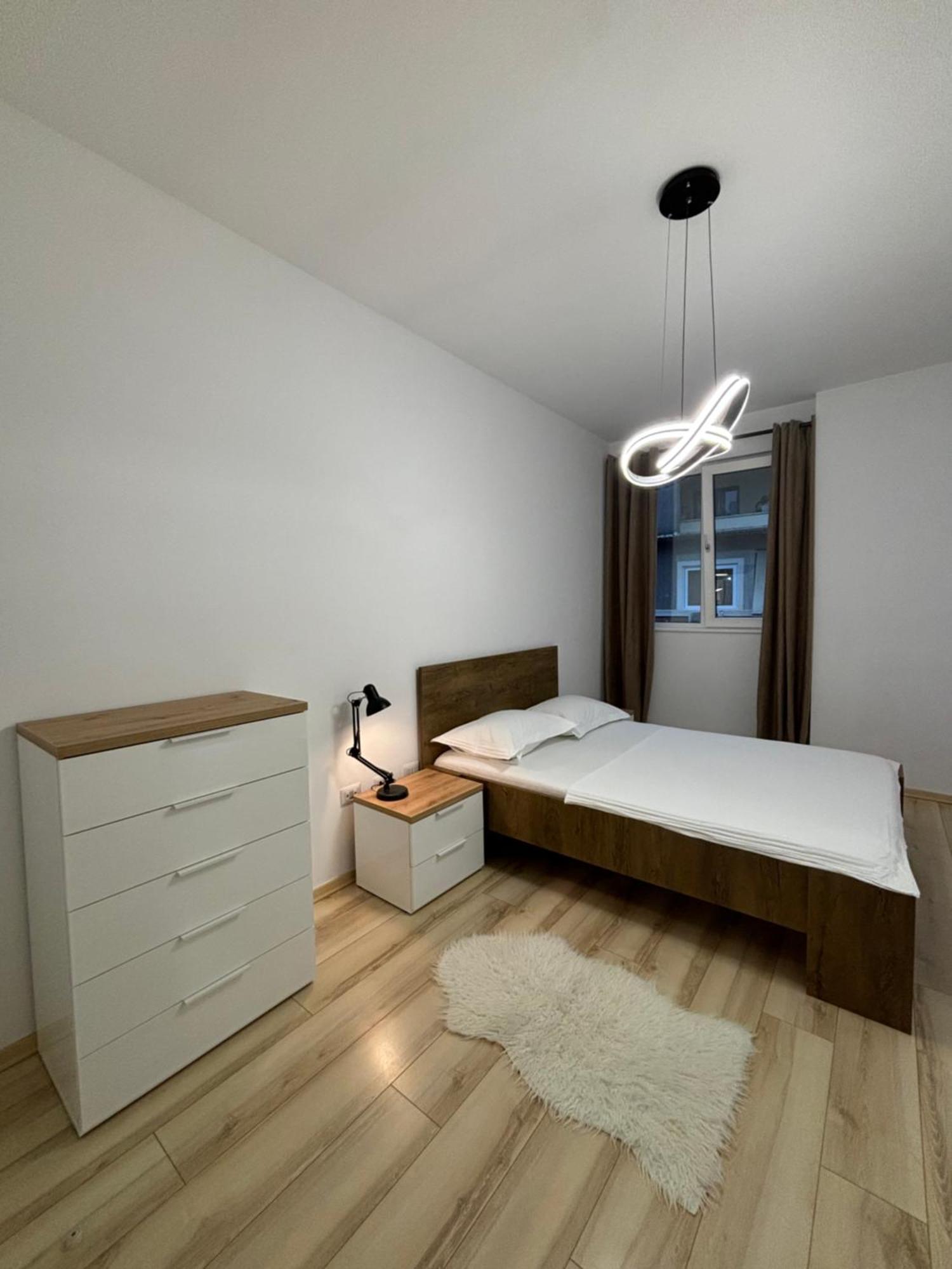 Tam Serviced 2Bdr Apartment City Center No6 Тирана Екстериор снимка