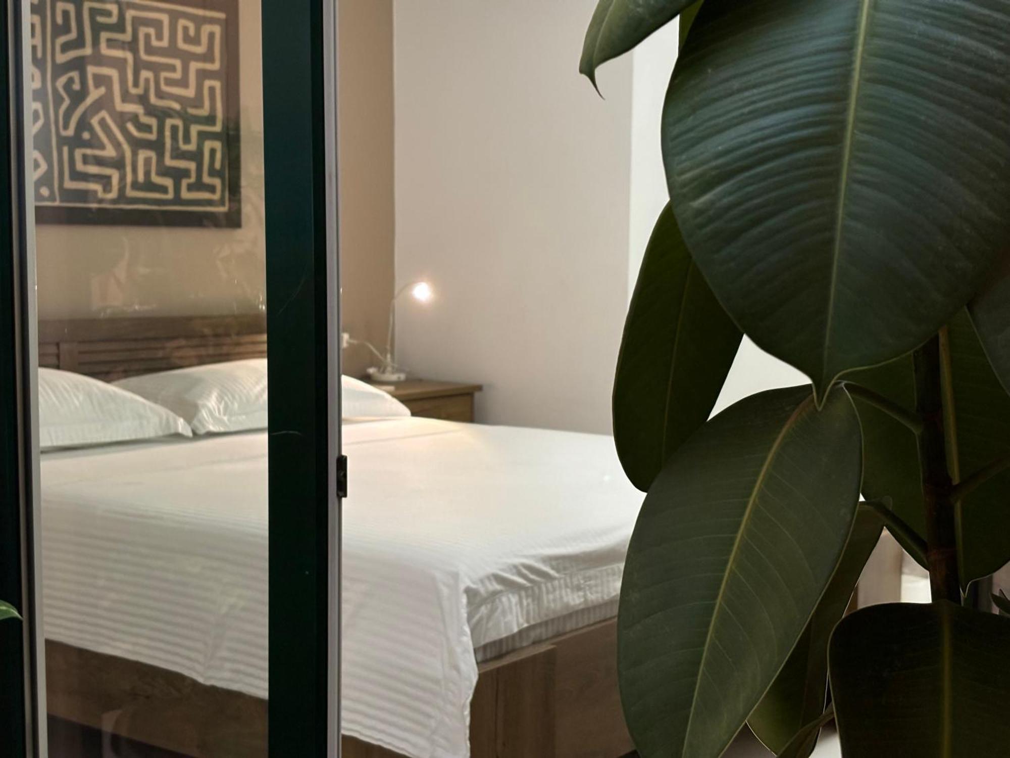 Tam Serviced 2Bdr Apartment City Center No6 Тирана Екстериор снимка